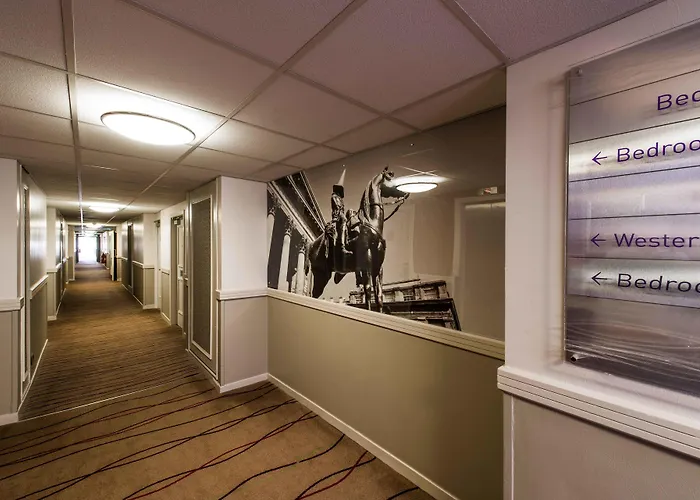 Leonardo West End Glasgow