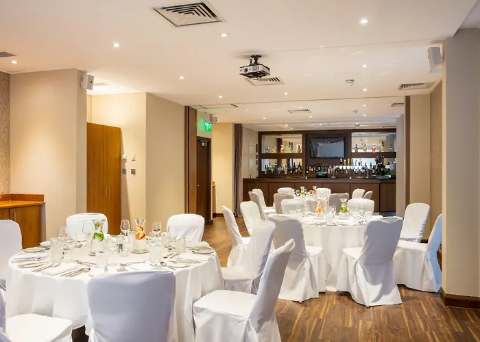 מלון Hilton Garden Centre גלאזגו