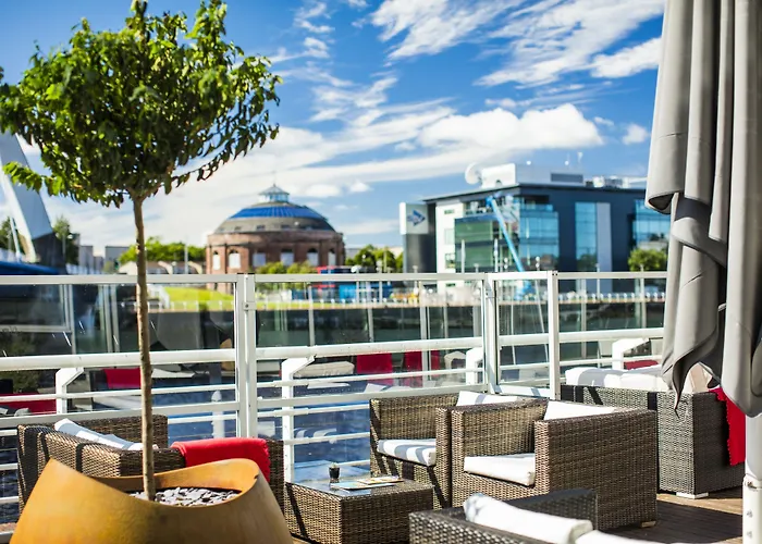 Hilton Garden Centre גלאזגו