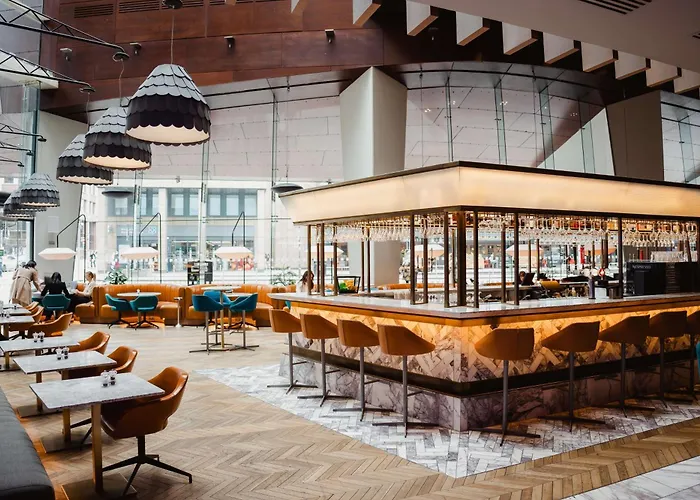 Radisson Blu Hotel, 4* Glasgow