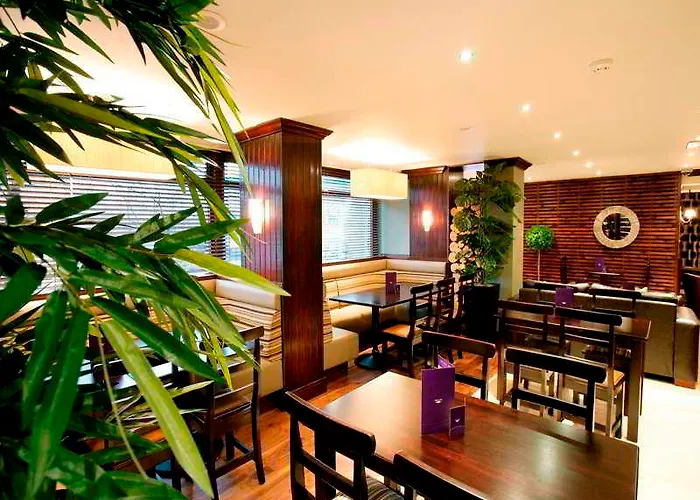 Leonardo West End Hotel