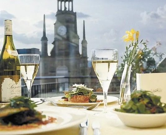 Carlton George Hotel 4*