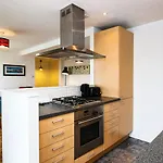 Διαμέρισμα Riverside Apartments