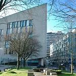 The Stables - Fabulous Stylish Flat In Merchant & Free Secure Parking * Glasgow