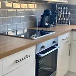 Apartmán 2 Bedroom At Secc Hydro Free Parking *