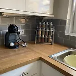 2 Bedroom At Secc Hydro Free Parking Glasgow