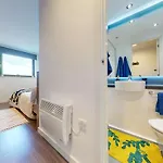 Canvas Apartment