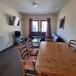 Carnarvon Street Centre * Glasgow