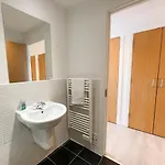 Executive 10th Floor Studio Flat Apartment *