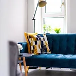 Cheerful 2 Bedroom Homely Apartment, Sleeps 4 Guest Comfy, 3x Double Bed, Parking, Free Wifi, Suitable For Business, Leisure Guest,glasgow, West End, Near Centre, Perfect For Common Wealth Games 2026 Appartamento *