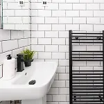 Cheerful 2 Bedroom Homely Apartment, Sleeps 4 Guest Comfy, 3x Double Bed, Parking, Free Wifi, Suitable For Business, Leisure Guest,glasgow, West End, Near Centre, Perfect For Common Wealth Games 2026 *