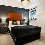 The Arran - Your Stylish Scottish Getaway! * Glasgow