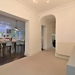 Signature - Moss View