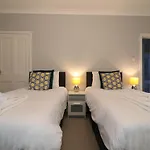 Signature - Moss View *