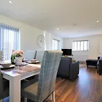 Signature - Railway House 5 Bed *