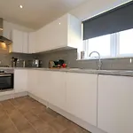 Signature - Railway House 5 Bed Glasgow