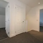 Signature - Railway House 5 Bed *