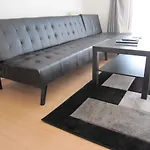 Apartmán Cozy Off Road 2 Bedroom With Free Wi-fi And Private Parking *