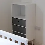 Cozy Off Road 2 Bedroom With Free Wi-fi And Private Parking *