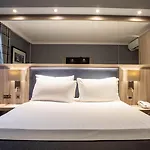 هوليداي إن غلاسكو تياترلاند فندق