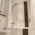 هوليداي إن غلاسكو تياترلاند