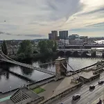 Centre Waterfront Apartmán