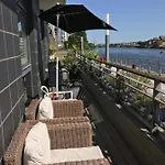 Harbour Clyde Waterfront דירה *