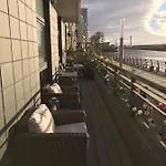 Harbour Clyde Waterfront * Glasgow