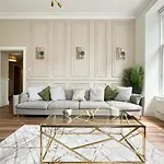 Large Blythswood *