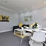 Signature - Greenlees Clubhouse Apartment *