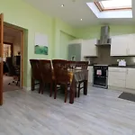 Signature - Dumbreck House Glasgow