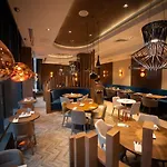 Clayton Hotel 4*