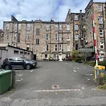 3-bed Bonny Flat - West End Centre * Glasgow