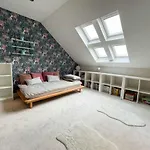 3-bed Bonny Flat - West End Centre * גלאזגו