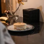 West End Escape - Prime Location