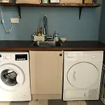 Spacious 3 Bed Flat In The Heart Of The West End. Apartment Glasgow