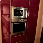 Designer Penthouse With Riverviews - G1 Centre, 3 Bedrooms, 2 Bathrooms, 1 Living / Kitchen. Full Floor, Wrap Around Terrace, Panoramic Views, Off Station / Buchanan Street شقة