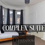 شقة Complex *
