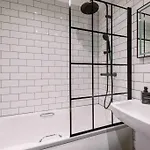 Comfysleep Aparthouse * غلاسغو