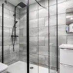 ** Modern Merchant 1 Bed With Free Parking ** Glasgow