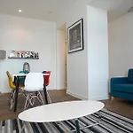 Apartment Modern Living At Riverside In The Heart Of Glasgow