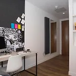 Apartment Modern Living At Riverside In The Heart Of