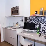 Modern Living At Riverside In The Heart Of * Glasgow