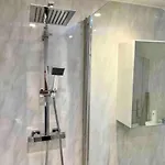 Spacious 3 Bedroom In - Free Parking Nyaraló *