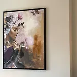 4 Bedrooms Homely House - Sleeps 6 Comfortably With 6 Double Beds,glasgow, Free Street Parking, Business Travellers, Contractors, & Holiday-goers, Near Major Transport Links In & Centre, Perfect For Common Wealth Games 2026 Glasgow