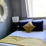 Apartman Stunning 3 Bedroom Victorian Near Pollok Country Park