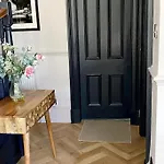 Stunning 3 Bedroom Victorian Near Pollok Country Park