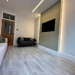 West End Tenement Apartment Glasgow