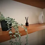 Signature - Lincoln View