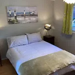 Διαμέρισμα Comfy 1 Bedroom Flat With Free Parking